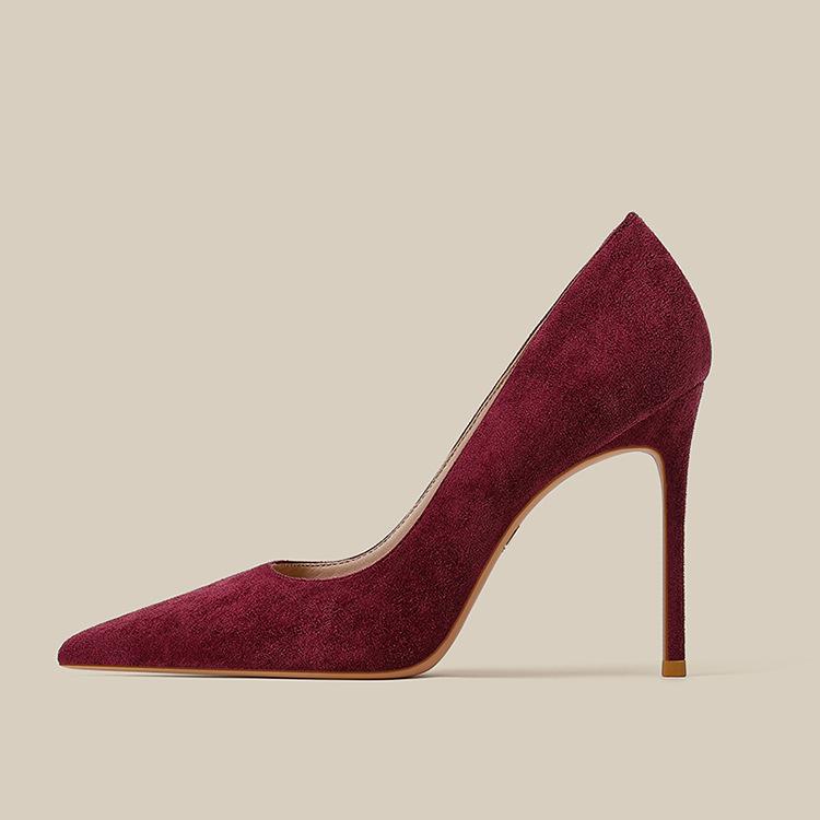 Women`s Black Suede Pointed Toe Pumps