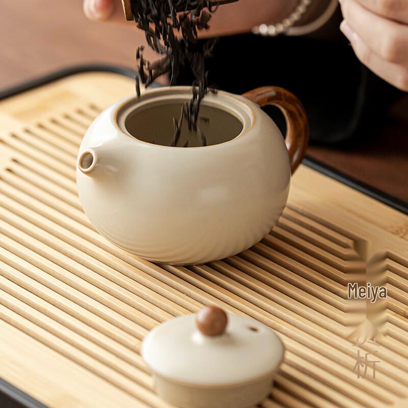 Tang Feng Ru Kiln Ceramic Gongfu Tea Set