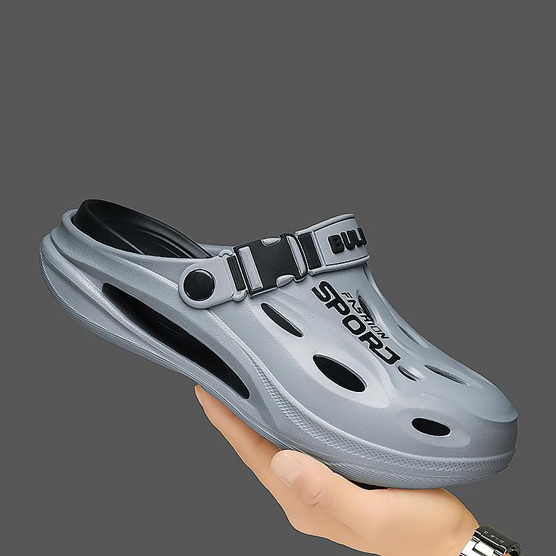 Men's Clogs Summer Wear Resistant Non Slip Sports Beach Shoes Soft Soled Comfortable Men's Shoes