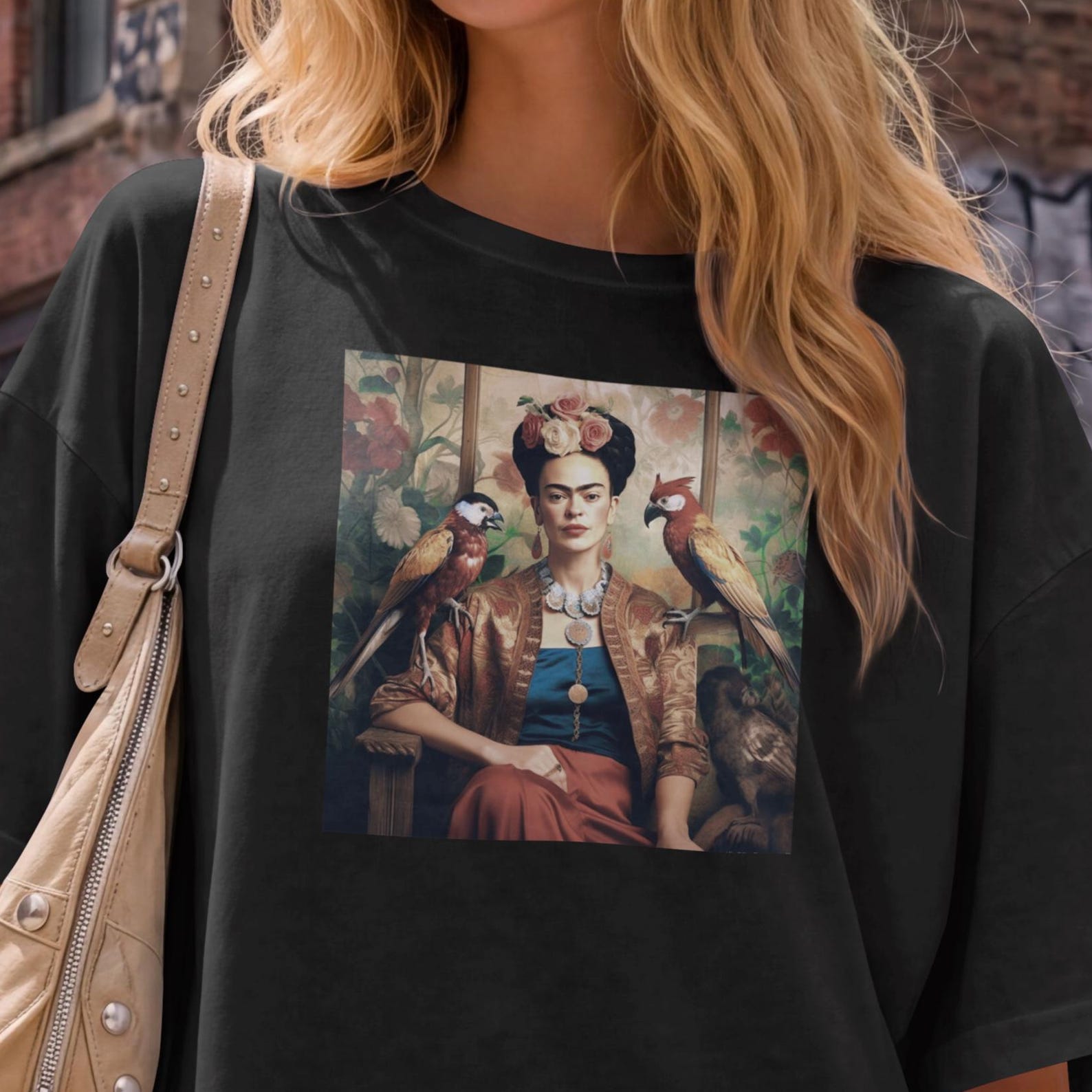 Frida Kahlo Art T-Shirt: Painter Portrait Unisex Tee S