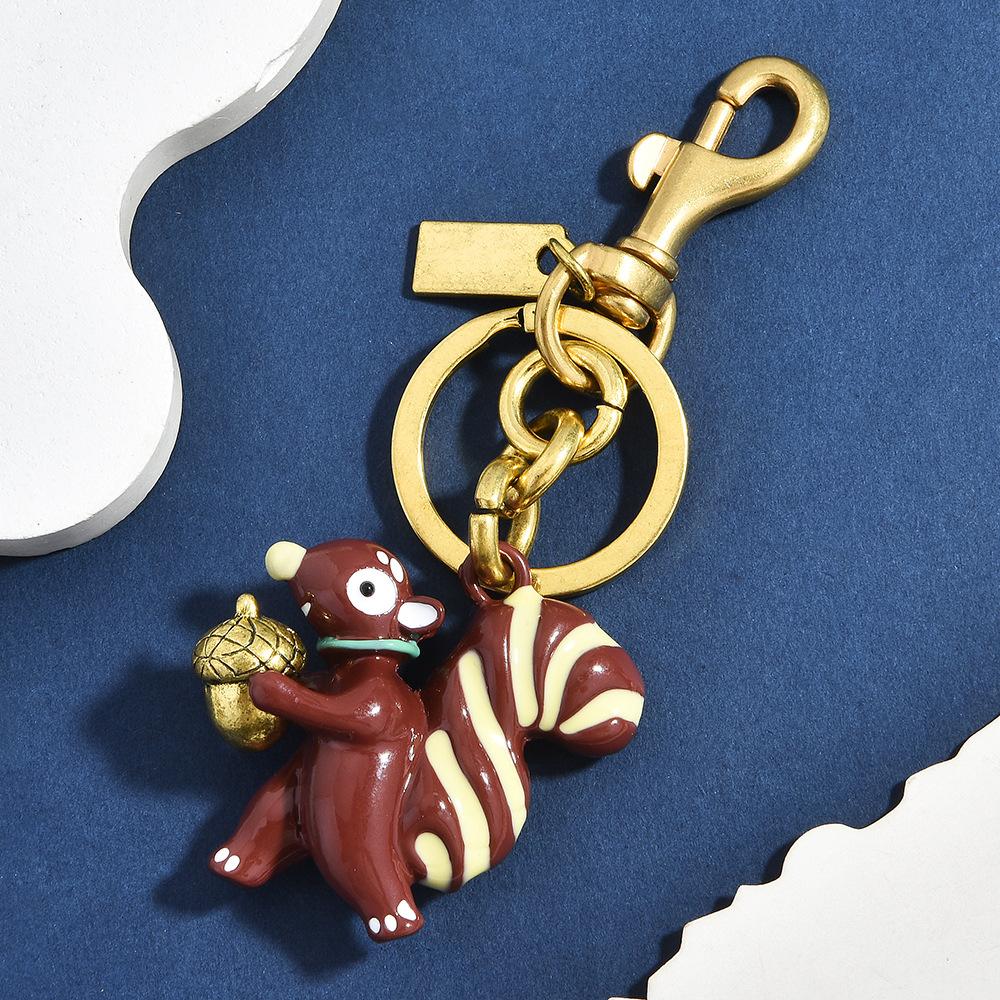 Cartoon 3D Squirrel Keychain Cute Drip Alloy Pendant Creative Bag Pendant Ornament Female Animal Jewelry Accessories