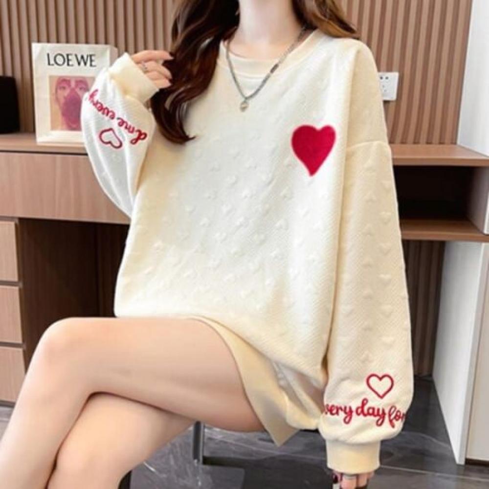 Navava Round Neck Long Sleeve Sweatshirt Heart Embossed Nt1324