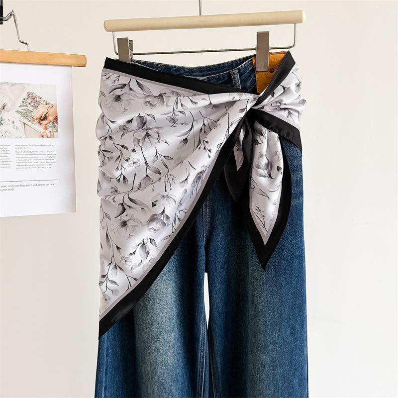 Fresh Literary Simulation Silk Printing Waist Triangle Scarf Sunscreen Shawl Scarf Women's Silk Scarf Scarf Headscarf Scarf
