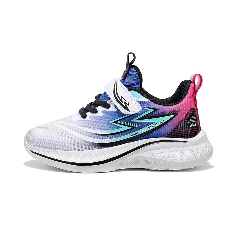 Breathable children's sports shoes 2025 spring new boys mesh shoes lightweight middle and older children's running shoes children's casual shoes