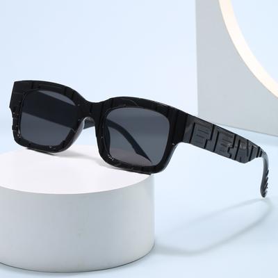 Brillen & Accessoires – Sonnenbrillen