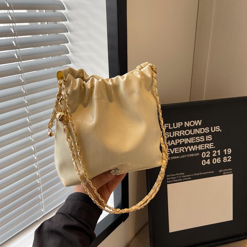 Stylish Pu Bucket Bag For Women Trendy Chain Crossbody Bag In Black Beige Pink Silver