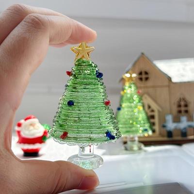 Ręcznie robiona Mini Szklana Ozdoba Choinkowa Urocza Mini Choinka Kolekcjonerskie Figurki Świąteczna Dekoracja Stołu Prezent