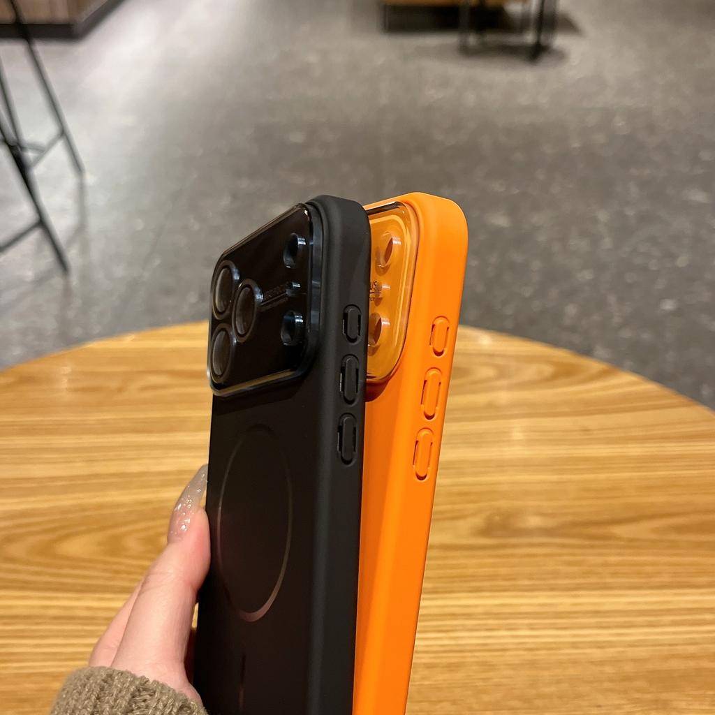 Solid color liquid magnetic lens film is suitable for iPhone16Pro max Apple 17 mobile phone case 14/15 large window.