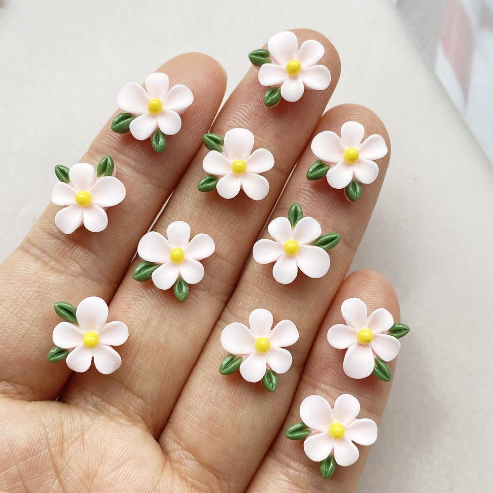 50Pcs Cute Cartoon Mini Colored Flower Nail Art Resin Designer Charms DIY Craft For Nail 3D Decorations Jewelry