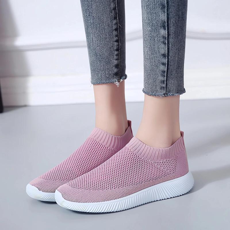 2026 New  Women Soft Vulcanized Shoes High Quality Women Sneakers Slip On Flats Shoes Woman Loafers Plus Size 43 Walking Flat
