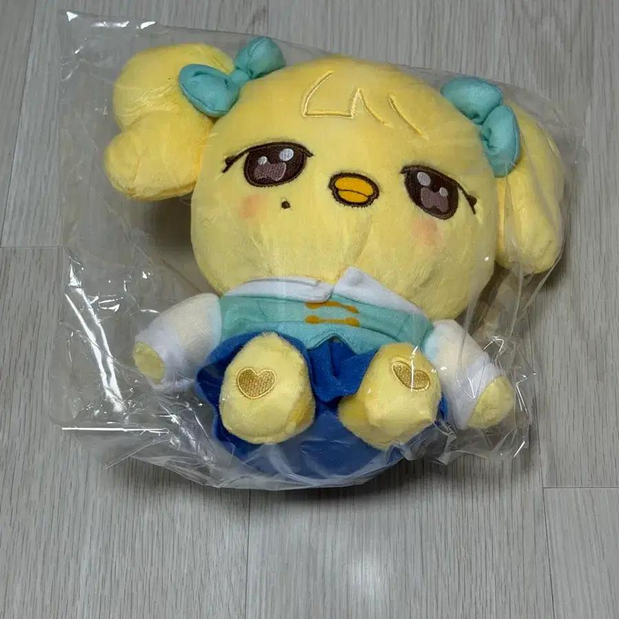 HE (sin abrir) Mini Peluche de Peluche Everland 01
