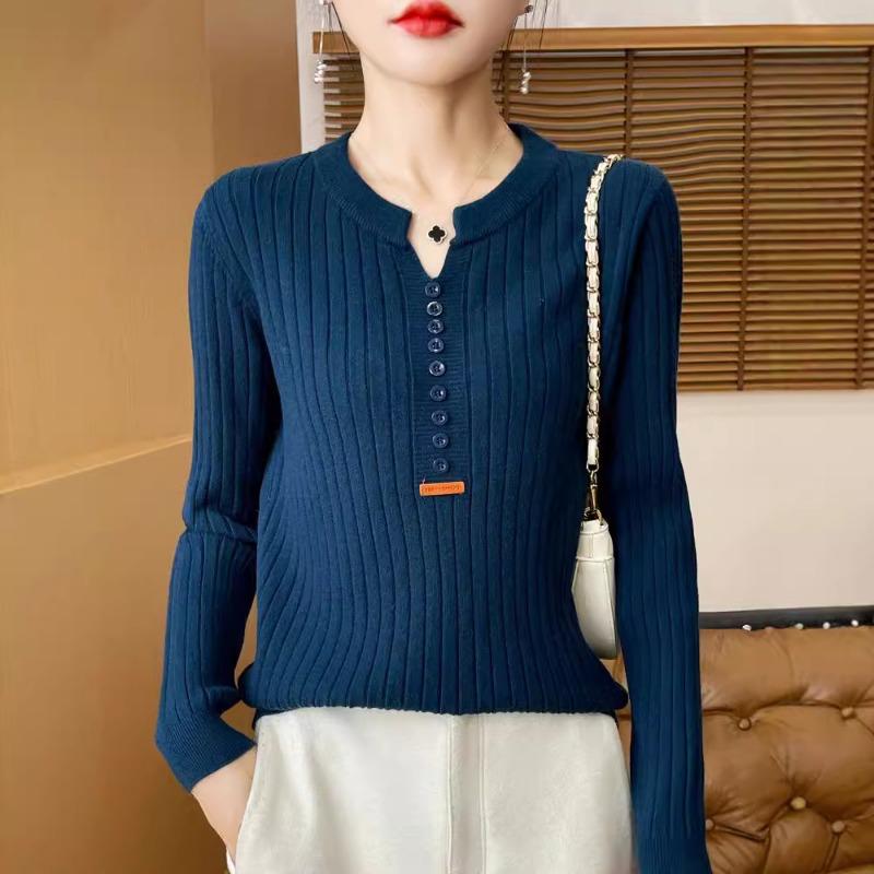 Autumn and Winter New Knitted Pullover with Buckle Draw Inside with Regular Round Neck Long-sleeved Bottomed Velvet Shirt