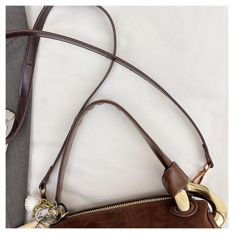 2025 Casual Suede One-Shoulder Crossbody Bag: Trendy European & American Fashion