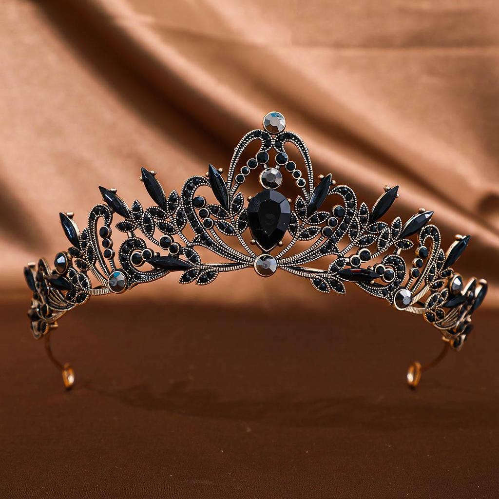Tuanming Korean Rhinestone Crown: Elegant Princess Headdress for Weddings and Photography.