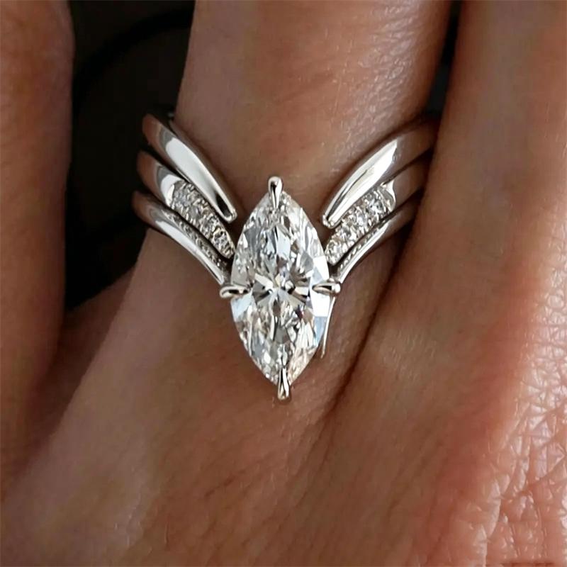 Exquisite Inlaid White CZ Women's Ring Trendy CopperColor Geometry Daily Wear Party Jewelry Anniversary Gift