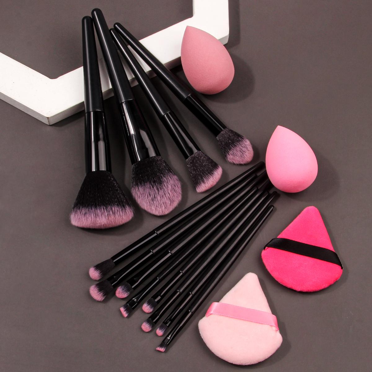 

High-end makeup tools: 12 soft-bristled makeup brushes, 2 water-drop sponge eggs, and 2 double-sided triangular powder puffs чорний