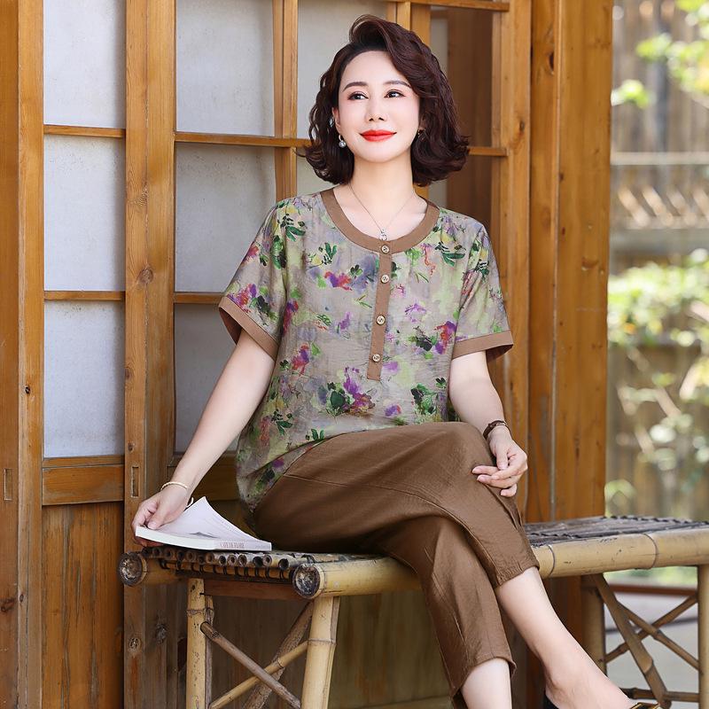 Summer Stylish Two-Piece Set: Short-Sleeve T-Shirt & Wide-Leg Pants for Middle-Aged and Elderly Women