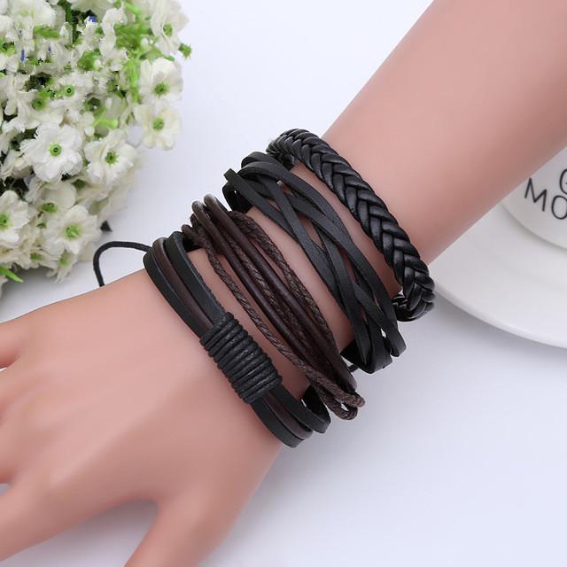 

Retro Hand-Woven Cowhide Leather Bracelet for Men - European and American Style чорний