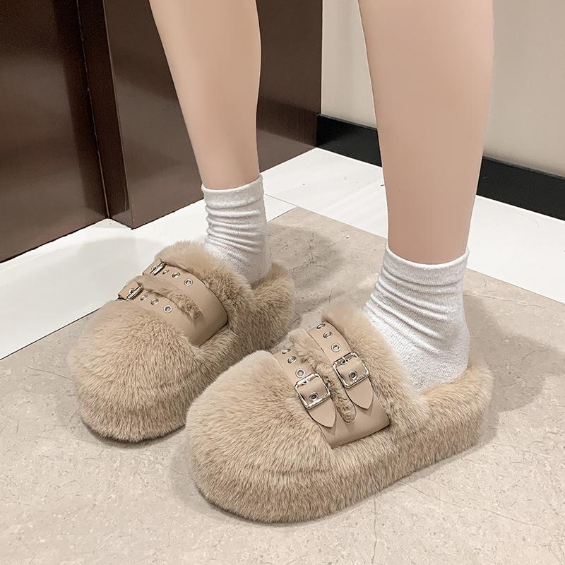 Small thick-soled fluffy slippers for women to wear 2025 autumn and winter new Internet celebrity explosion heightening belt buckle cotton slippers