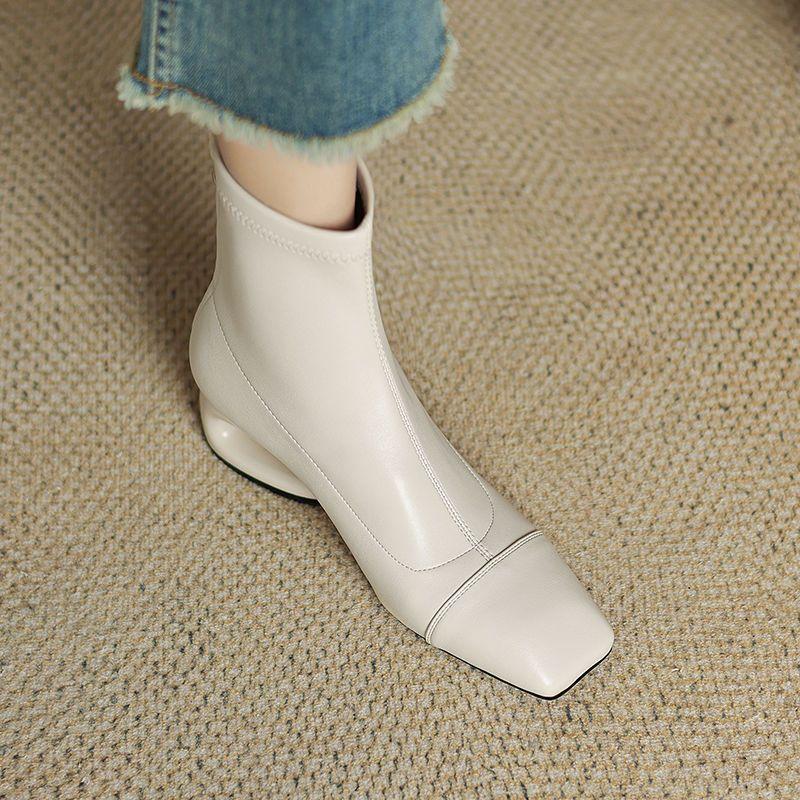 Weißes Kurzstiefel mit eckiger Spitze Damen Winter Samt 2025 Herbst neu dicker Absatz Sockenstiefel elastische dünne Stiefel ausländischer Stil Stiefel