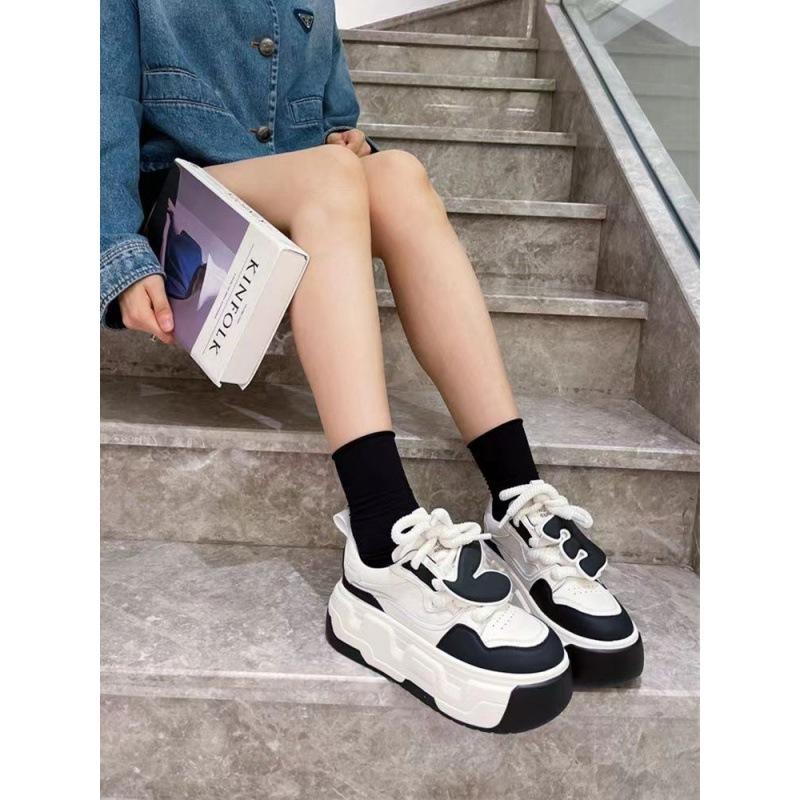 2026 New Exquisite Women's Sneakers Fashion Versatile Casual Board Shoes Thick Soled Height Increasing Breathable Running Shoes