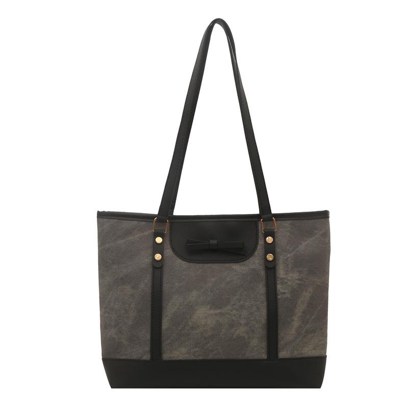 

Модная женская сумка большой вместимости для поездок на работу, весенняя новинка, плечевая сумка в иностранном стиле, портативная сумка-тоут для студента чёрный