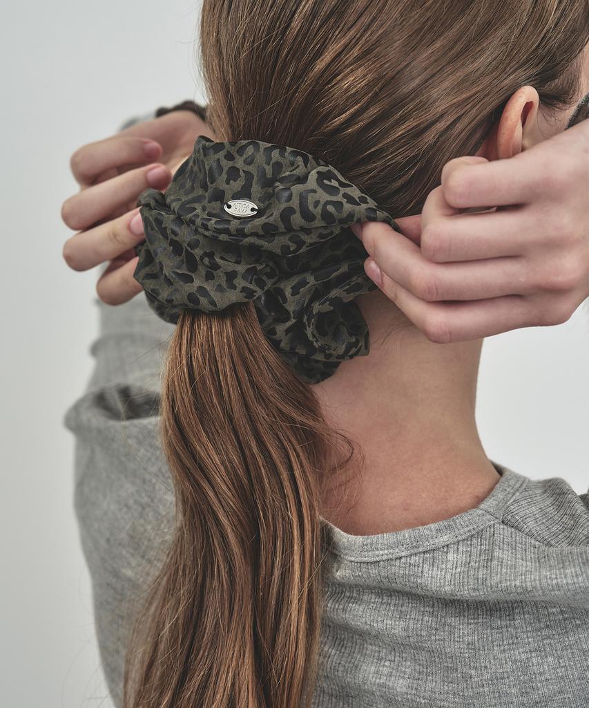 Attica Raw Modern Leo Scrunchie (Select 1 Of 2) / Hte002 Htg002