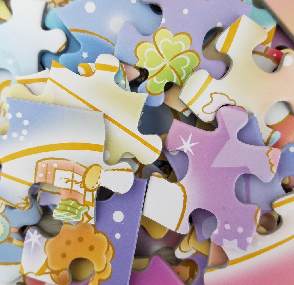 Beverly in Beverly 150 Large Jigsaw Puzzle Sanrio Characters Sparkling Snack Time x 38 (BEVERLY) [Made Japan] (26 cm) 150L-001