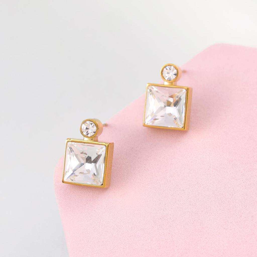 Elegant Square Perfume Bottle Necklace & Exquisite Earrings Set - Niche Design, Fashion-Forward, Unique Personality Jewelry