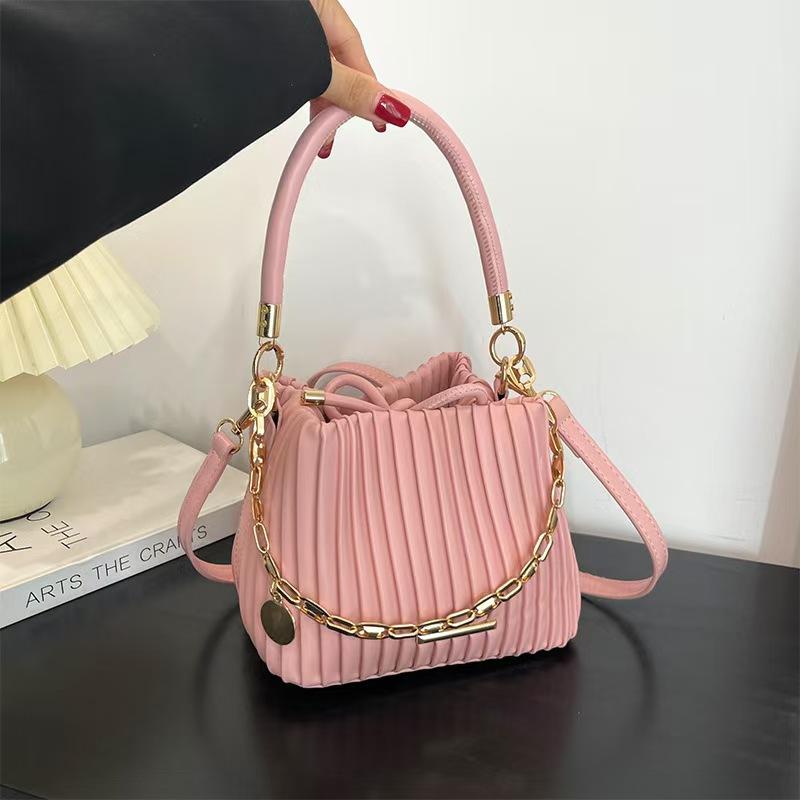 High Sense Niche Bucket Women'S Bag Wrinkled Foreign Style Messenger Bag Hand Carry Women'S Bag