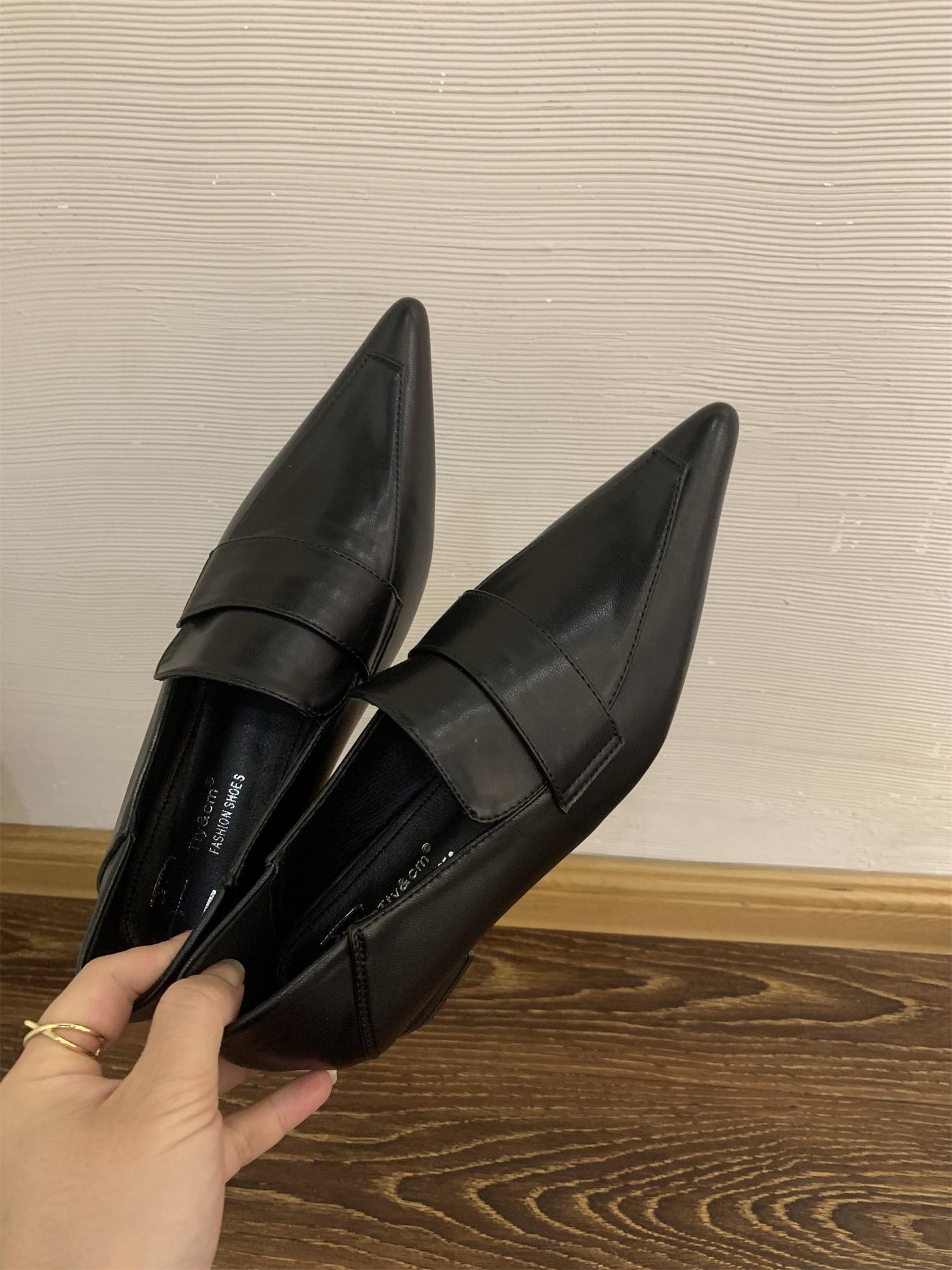 

Bailamos Women Luxury Flats Fashion Pointed Toe Loafers Ladies 2025 New Black Ballet Flat Shoes Moccasins 35