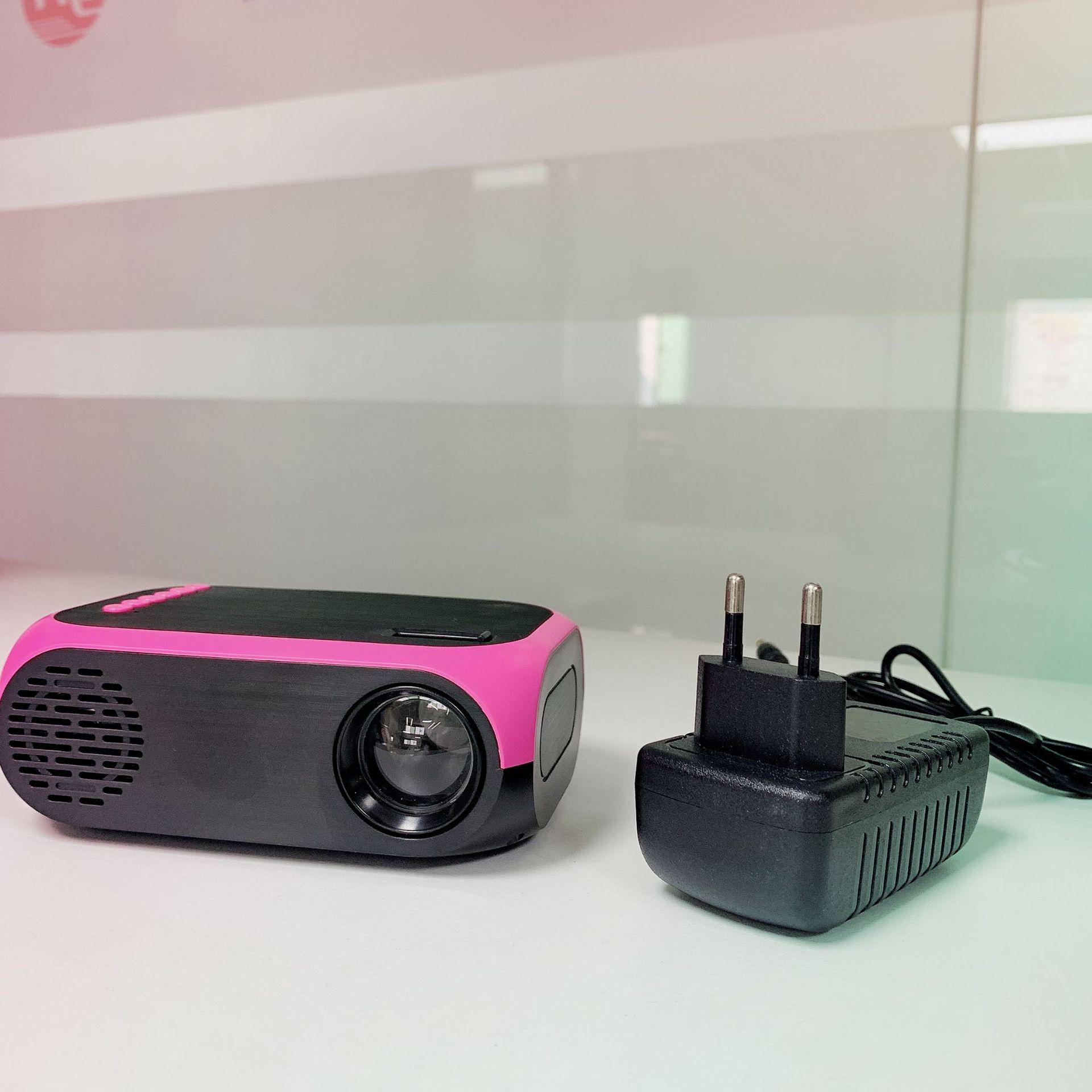 

BLJ111 Портативный мультимедийный HD-проектор с HDMI и USB European Regulation красный