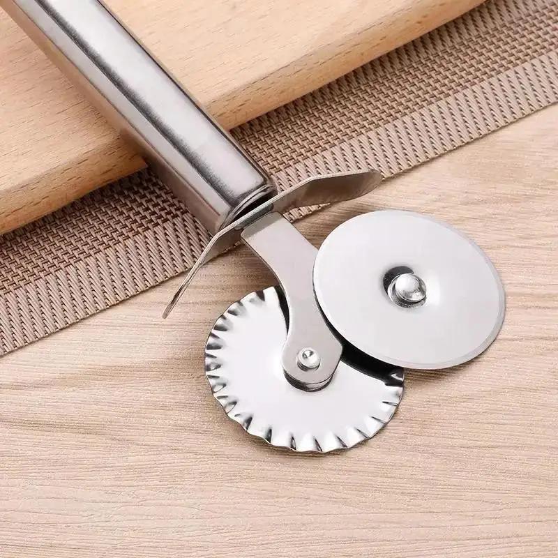 New Household Stainless Steel Roller Pizza Knife Quick Cutting Tool For Baking Pancakes And Pastries Four Styles To Choose From