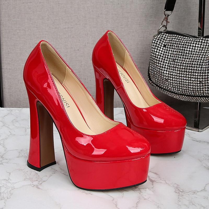 Kadın Rugan Yüksek topuklu ayakkabılar Bayan Su Geçirmez Platform Yüksek Topuklu Kadın Yuvarlak Ayak Kalın Topuk Tek Ayakkabı Kadın Ofis iş ayakkabısı OL Ayakkabı