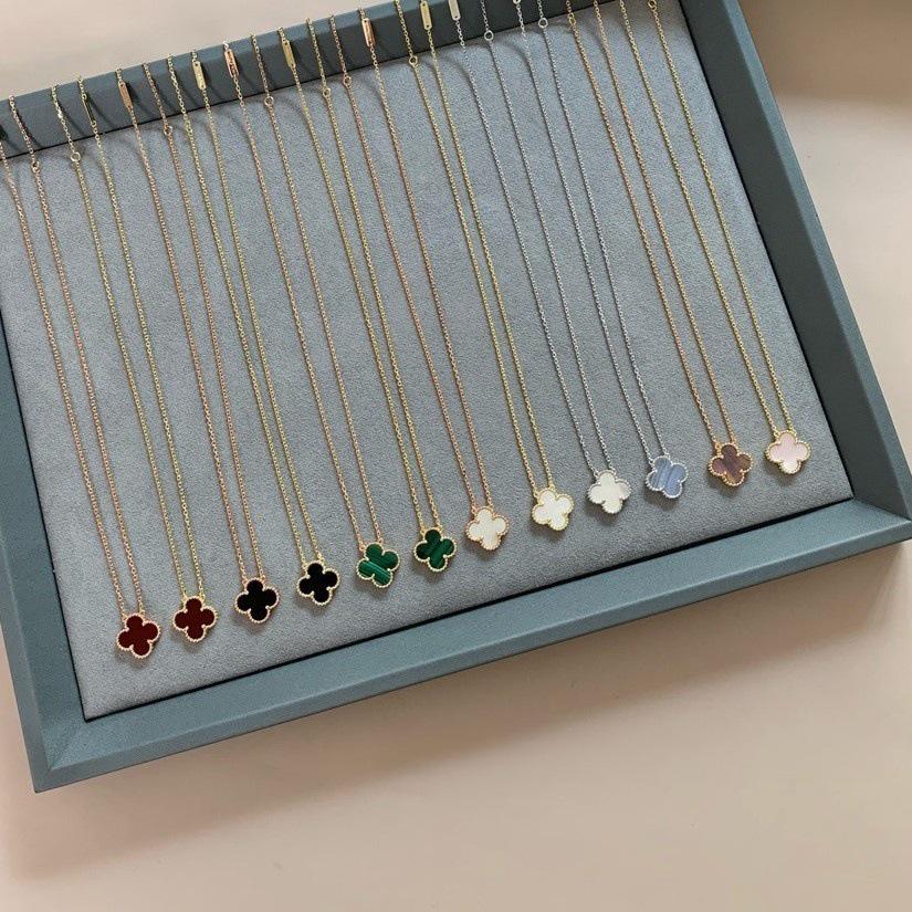 Collana di quadrifoglio di alta gamma per donna, placcata in oro rosa 18 carati, elegante catena per clavicola, regalo perfetto per la fidanzata
