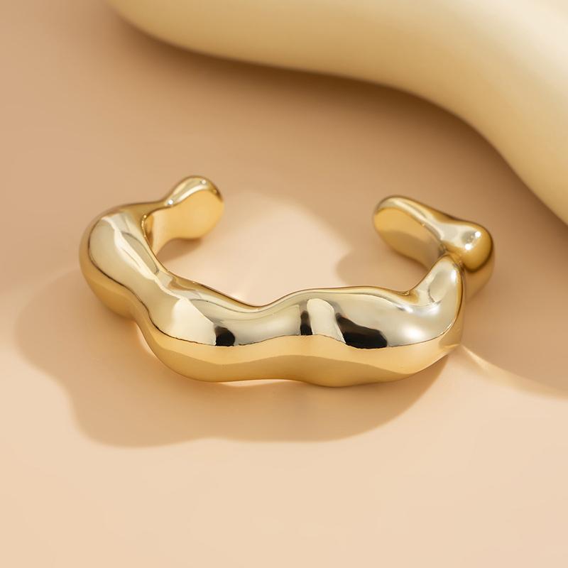 Fashion Irregular Cuff Bracelets for Women Vintage Exaggerated Gold Silver Color Glossy Plastic Open Bangle Female Jewelry Gift