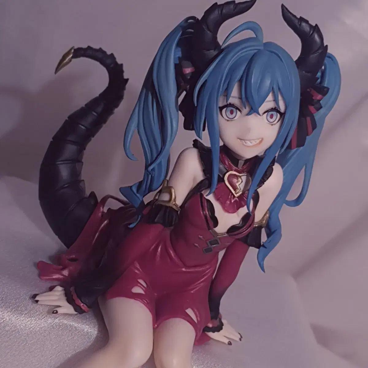 

Vocaloid Hatsune Miku Villain Noodle Stopper Figure Beautiful Girl