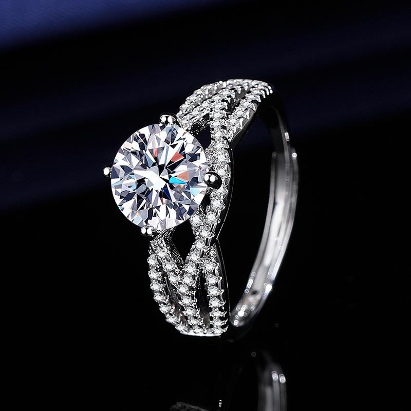 New2Cubic zirconia imitation moissanite ring with adjustable band, light luxury design, for women