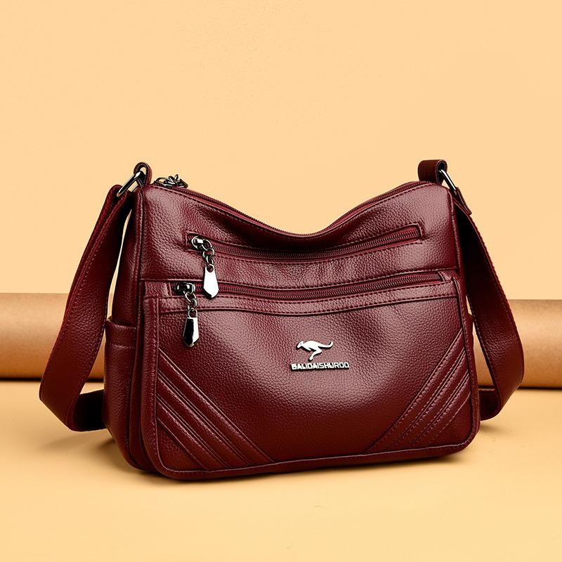 Women's bag large capacity bag Korean version shoulder messenger bag fashionable versatile women's commuter bag