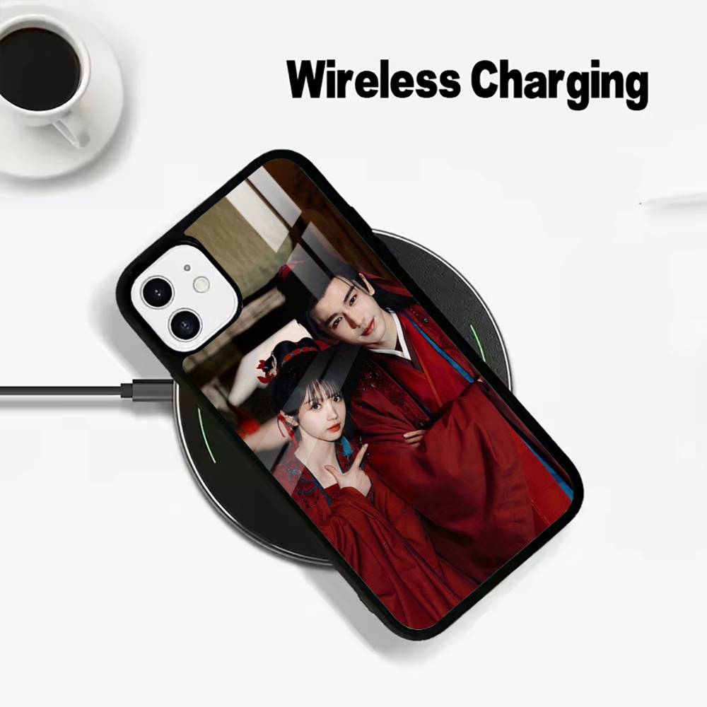 The TV series Pursuit of Jade Wireless charging phone case compatible with iPhone 17/16/15/14/13/12/11