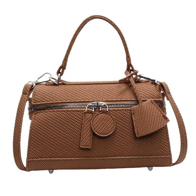 

Women s Bag Niche Fashion Lunch Box Bag Commuter Handbag Spring Casual One-Shoulder High-end Crossbody Bag