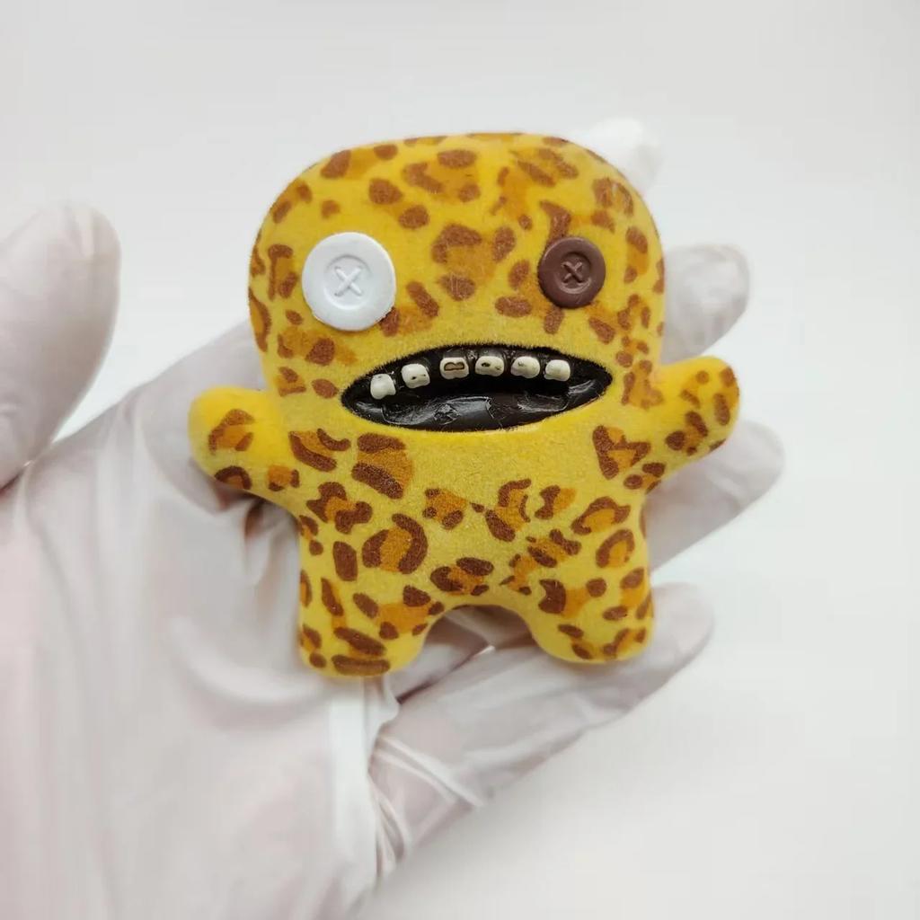 Figura Mostro Brutto Dente Occhi Larghi Strambo Ghigno Urlo V3 Ciondolo Collezione Modello Giocattolo Miglior Regalo di Compleanno per Bambini