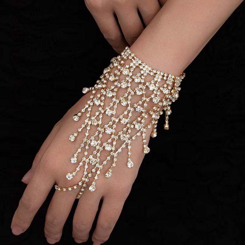 Elegant Rhinestone Bracelet Creative Finger Bangle Bracelet Beach Party