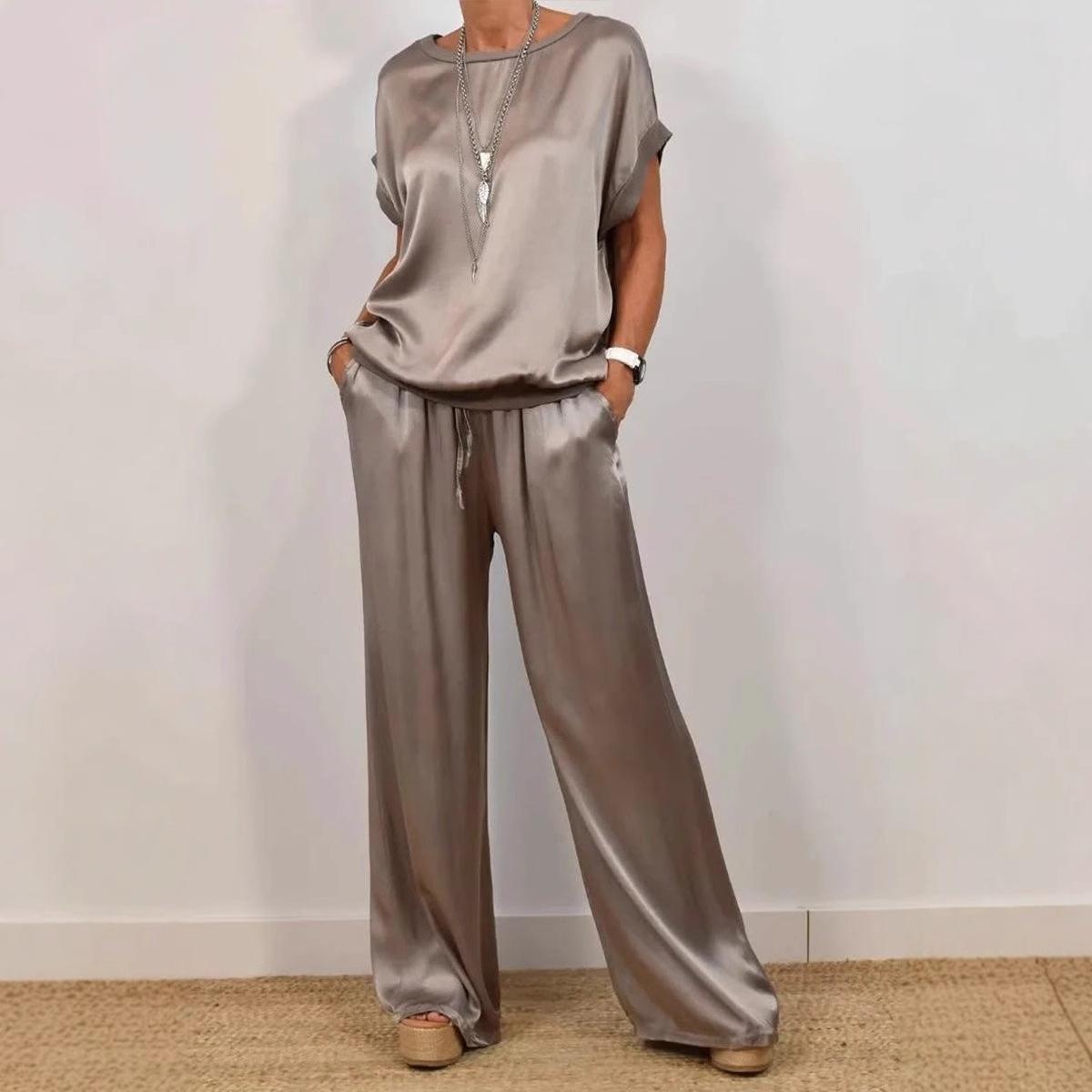 

White Oversized Short Sleeve Shirt and Off-White Wide Leg Drawstring Pants Set 2XL темно-сірий