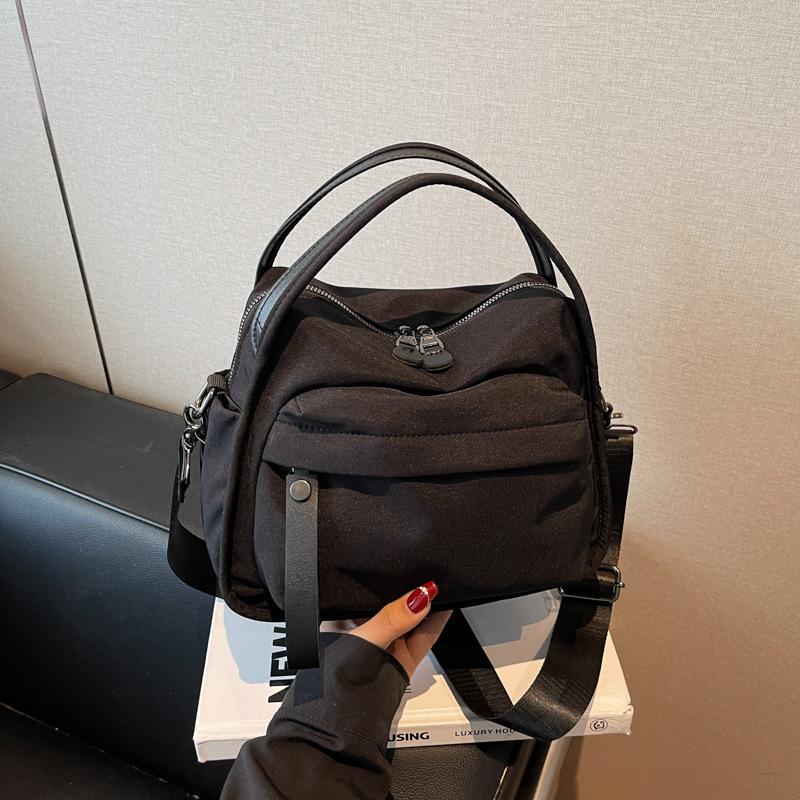 Casual lightweight versatile small square bag women's 2025 new fashion shoulder messenger bag handbag