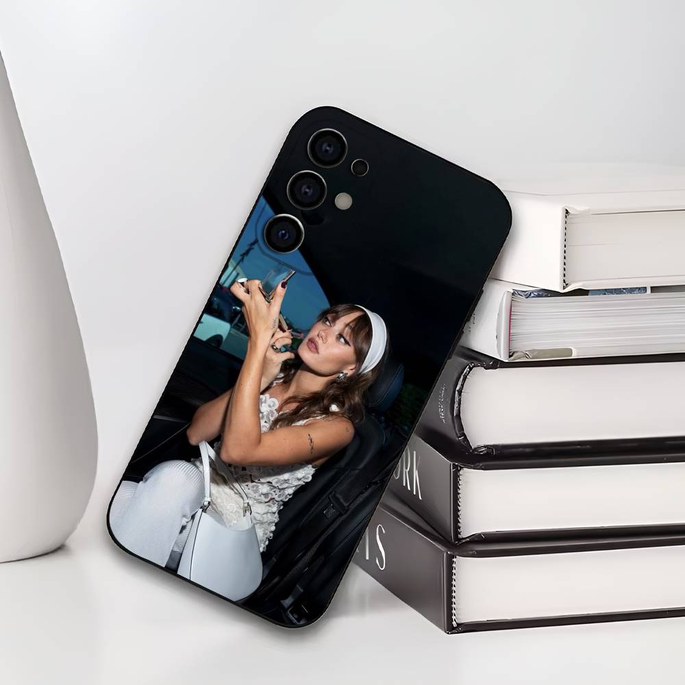 

Ella P-Purnell Actress Soft Silicone Black Cover for Samsung S25/S24/S21/S22/S23/S30/Ultra/S20/Plus Samsung S22ULTRA5G