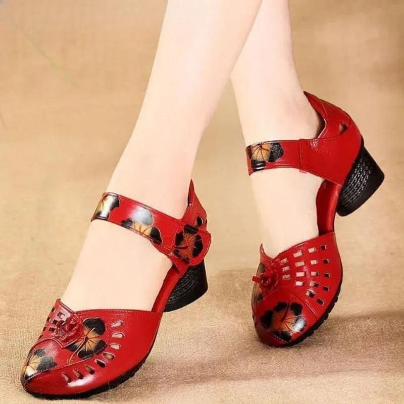 Sandale de damă din piele PU cu imprimeu floral, stil național de vară, pentru agrement, cu tocuri groase, decupaje, cusute, flori, imprimate, culori mixte