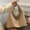 Wholesale Woven Underarm Tote Bag 2025 New Retro Large Capacity Solid Color Shoulder Bag Popular