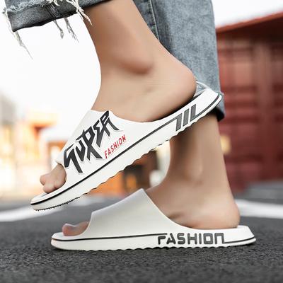2024 Trend Huispantoffels Antislip Slijtvast Heren Sandalen met Zachte Zool en pantoffels Zomerpantoffels Kunnen Buiten Gedragen Worden