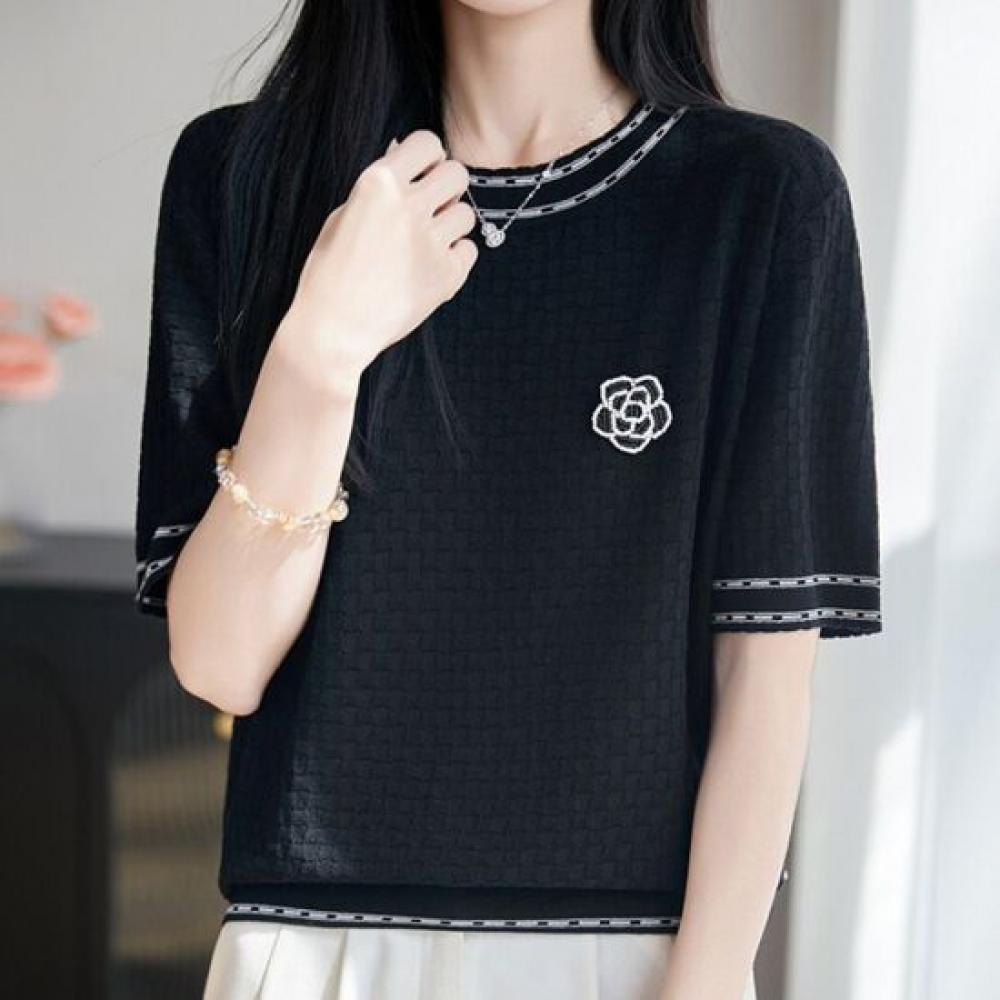 Navava Women S Beaded Flower Point Round Neck Short Sleeve Knit Top Nk3613